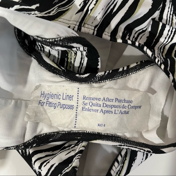 NWT! Shape FX one piece! - Picture 3 of 6